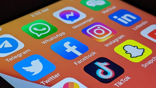 employer branding a sztuczna inteligencja i social media