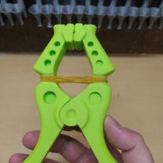 zacisk warsztatowy 3D-funkcjonalny prototyp narzędzia wydrukowany w technologii 3D – połączenie ergonomii, siły i koloru w jednym projekcie 3D-promocjepolska